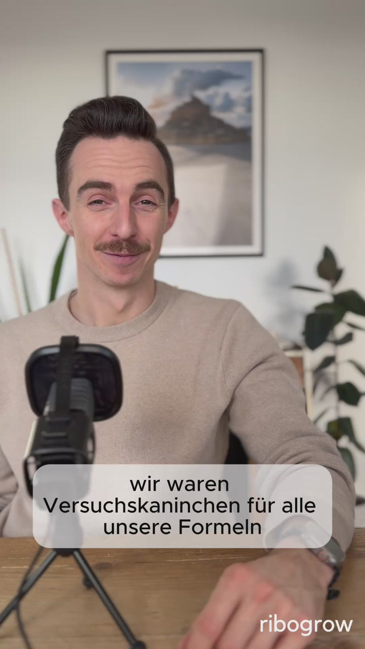 Zeigt den Geschäftsführer von ribogrow®, wie er über die Firma, die Entwicklung und seine eigene Anwendung von ribogrow® spricht